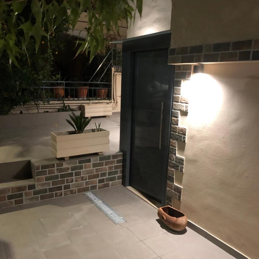 Ferienwohnung Μία Γκαρσονιέρα Με Γούστο Για Επισκέπτες Με Άποψη Athen Exterior foto
